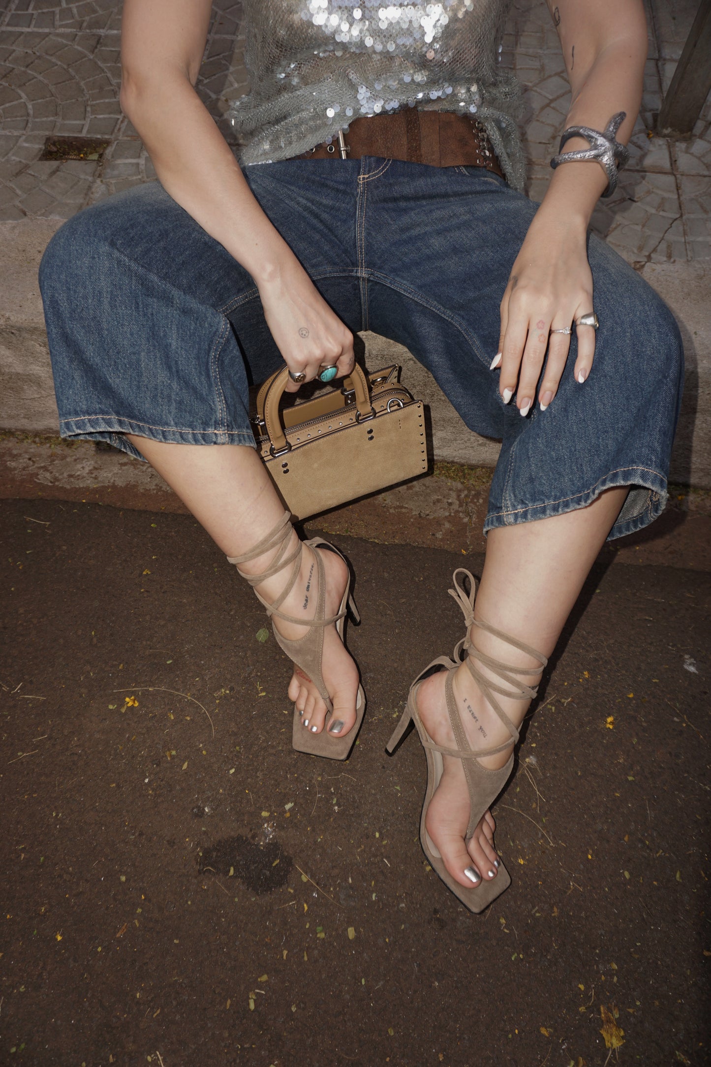 Sandália Strappy Camurça