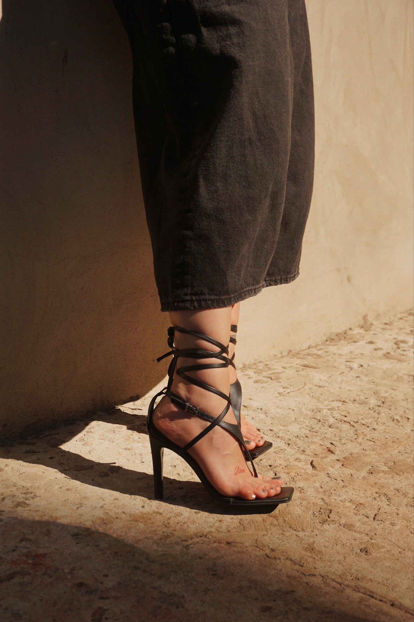 Sandália Strappy Preta