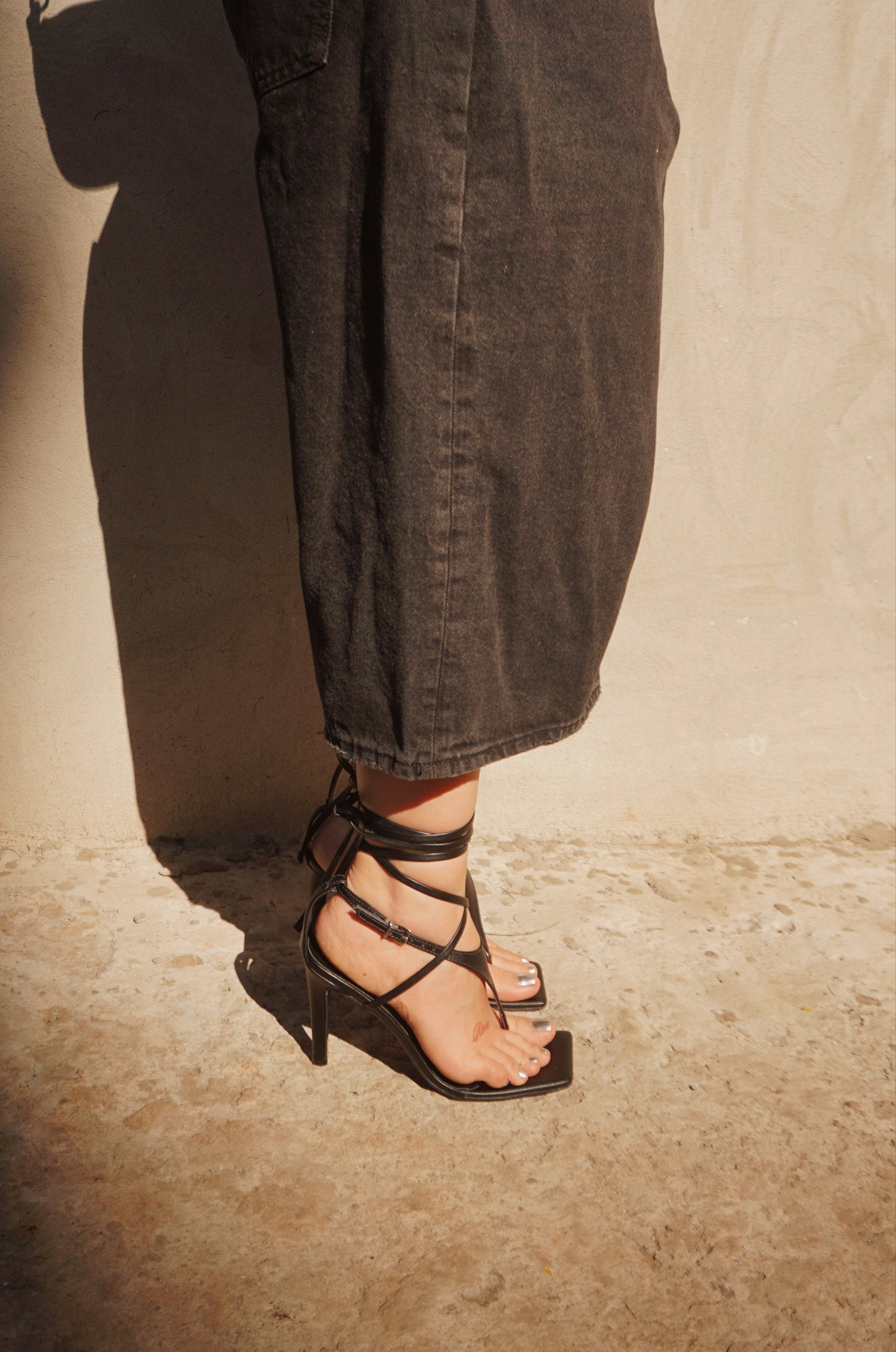 Sandália Strappy Preta