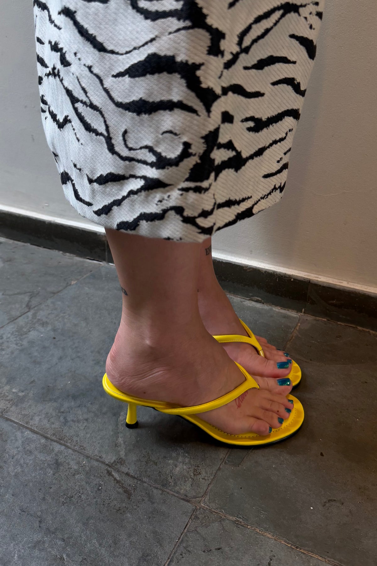 Tamanco Flip Amarelo