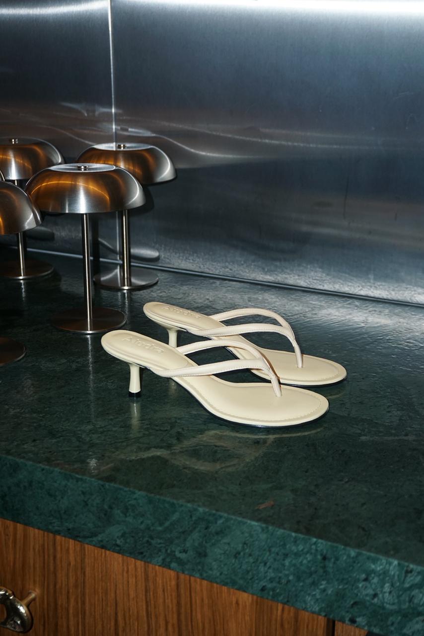 Tamanco Flip Amarelo